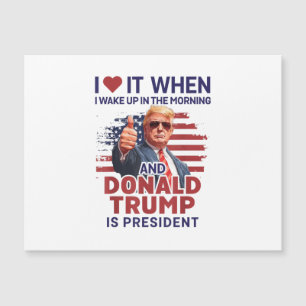 目を覚ますとトランプがフー大統領で大好き
