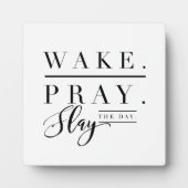 目を覚ま祈せ、イーゼルでデイプラークを殺せ フォトプラーク (正面)