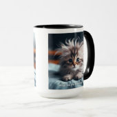 目を覚ま頼した子猫の「何を見てるんだ」 マグカップ (正面右)