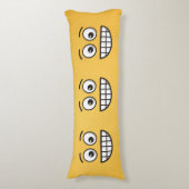 目を開けてニヤニヤ顔 ボディピロー (正面縦)