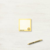 目を開けてニヤニヤ顔 ポストイット (デスク上)