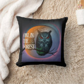 目威厳のある付き白熱［赤熱］光を放つフクロウ クッション (ブランケット)