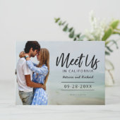 目的地の結婚式で私たちを満たす日付写真を保存 招待状 (スタンド正面)