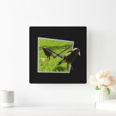 目立つオーストラリアのマグピー達 スクエア壁時計 (ホーム)