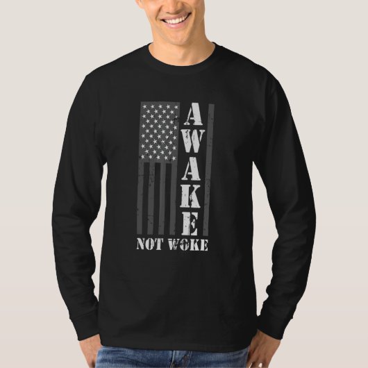 目覚めていない5 Tシャツ (正面)