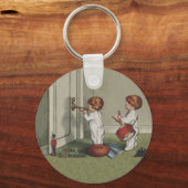目覚めるクリスマスかわいい子どもイラストレーション キーホルダー (正面)