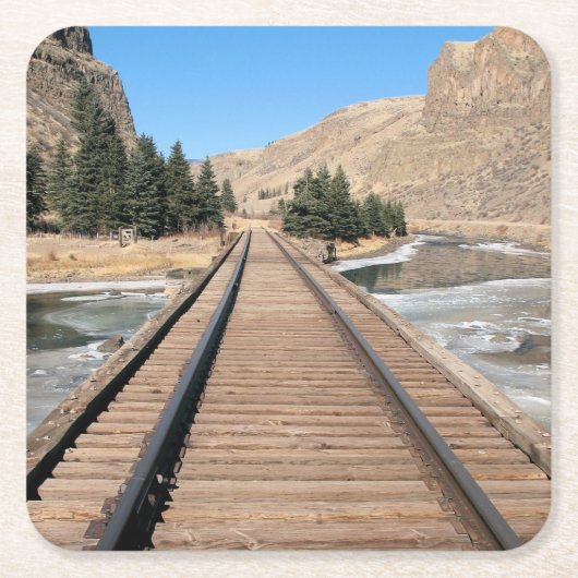 直線を下る – マウンテンレイルコースター スクエアペーパーコースター (正面)