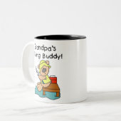 相棒を採取しているくまの祖父 ツートーンマグカップ (正面左)