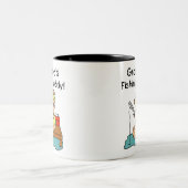 相棒を採取しているくまの祖父 ツートーンマグカップ (中央)