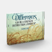 相違は強さである場合もあります フォトブロック (左)