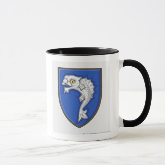 盾のheraldic魚の記号のイラストレーション マグカップ (右)