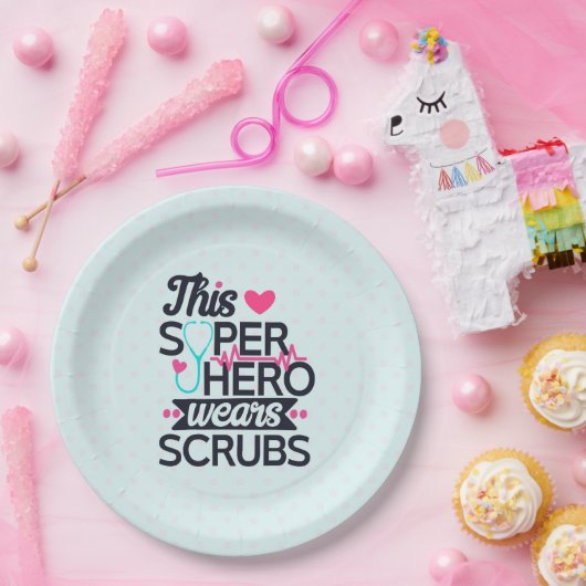 看護おもしろいスーパーヒーローことわざタイポグラフィ ペーパープレート (パーティー)