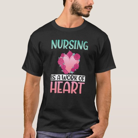 看護は心の仕事 病院看護師 Tシャツ (正面)