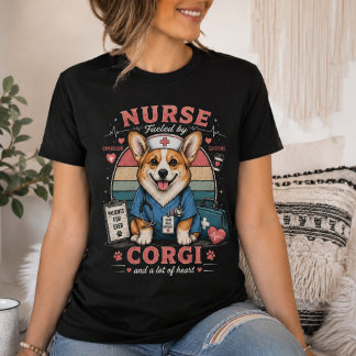 看護コーギー - かわいいコーギー看護師の面白い看護デザイン Tシャツ