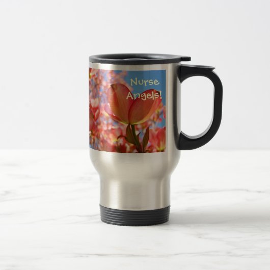 看護天使!ピンクのハナミズキの花のコーヒーマグのギフト トラベルマグ (右)