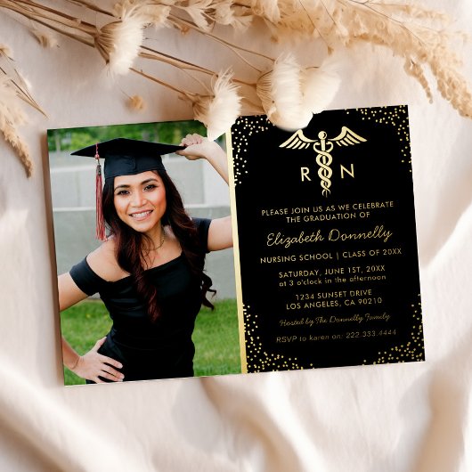 看護学校の写真 卒業パーティー 本物の金 箔招待状