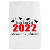 看護学校2022卒業抱き枕（レッドキャップス） ミディアムペーパーバッグ (裏面)