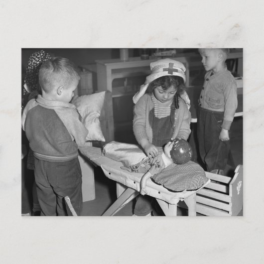 看護学校： 1940年代 ポストカード (正面)