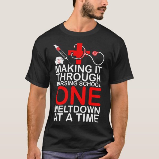 看護専門学校のTシャツを通ってそれの作成 Tシャツ (正面)