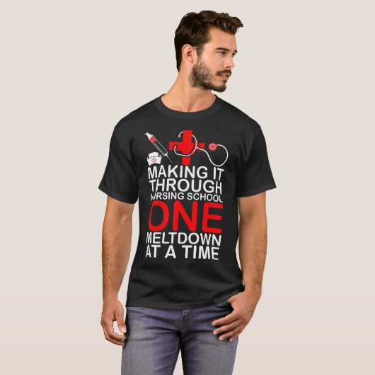 看護専門学校のTシャツを通ってそれの作成 Tシャツ (正面フル)