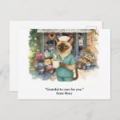 看護師が花屋の前でコーヒーを飲んでいる ポストカード (正面/裏面)