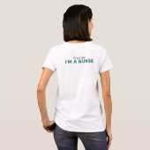 看護師さんだって言ってるでしょ 面白い医療Tシャツ Tシャツ (裏面フル)