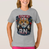看護師の卒業おめでとう!かわいいネコのRN卒業デザインTシャツ Tシャツ (正面)