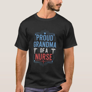 看護師の祖母に誇りを持つおばあちゃん ナースのおばあちゃん Tシャツ