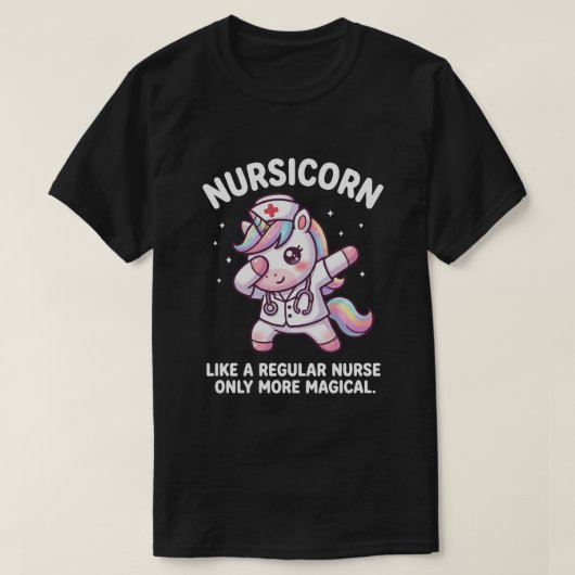 看護師週間(ナースウィーク)にぴったりな魔法のユニコーンナースの雰囲気 Tシャツ (デザイン正面)