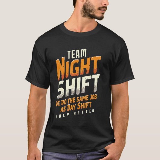 看護師長 - 看護 - チーム夜勤 Tシャツ (正面)