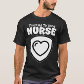 看護師 - 信頼の証 Tシャツ (正面)