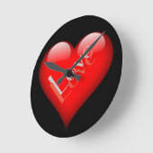 真っ赤なハートが印象的なパリジェンヌの愛のウェディング ラウンド壁時計 (傾斜)