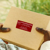 真っ赤な発送ラベル上のビジネスブランド ラベル