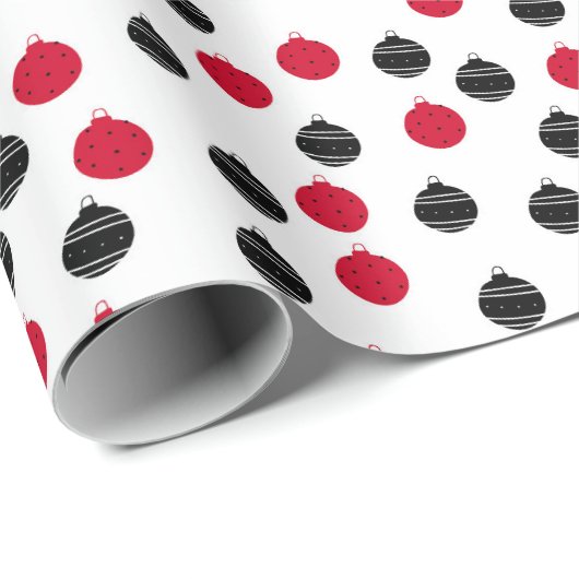 真っ赤な黒のオーナメントボールがあしらわれたクリスマスパターン ラッピングペーパー (ロールコーナー)