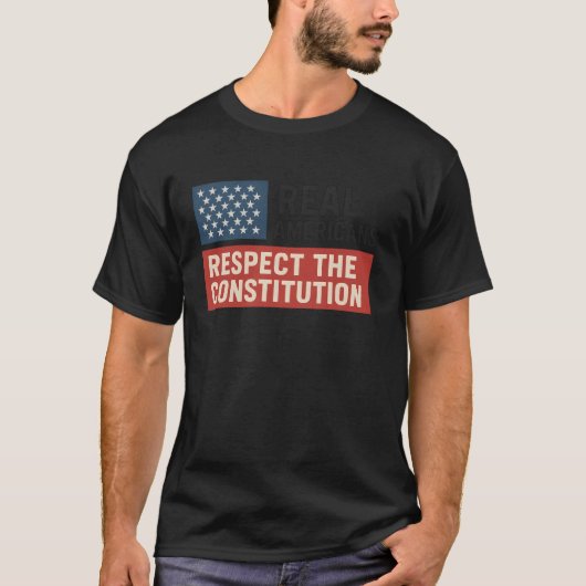 真のアメリカ人は憲法を尊重する Tシャツ (正面)