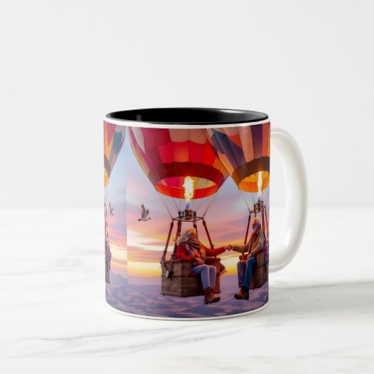 真の愛の冒険の熱気球コーヒーマグ ツートーンマグカップ (正面右)