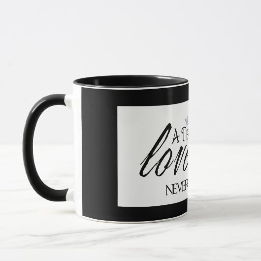 真の愛の物語は決してコーヒーカップのマグカップを終了しない マグカップ