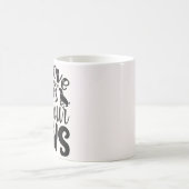 真の愛は四つの手を持って動物愛好家 コーヒーマグカップ (中央)