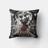 真の愛を超えて，名前をカスタムする クッション (裏面)