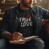 真の愛スカルの骨と赤い花 Tシャツ