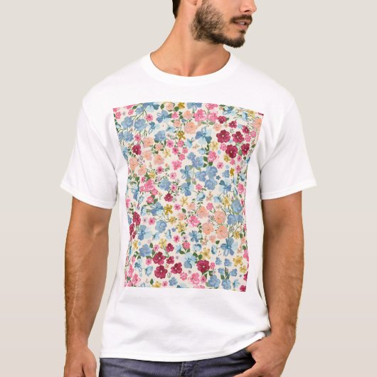 真夏の牧草地、花の植物のパターン。 Tシャツ (正面)