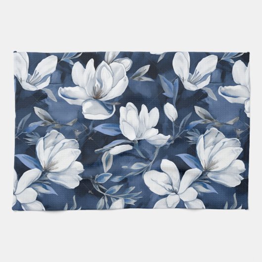真夜中の背景に白いマグノリア模様 キッチンタオル (横)