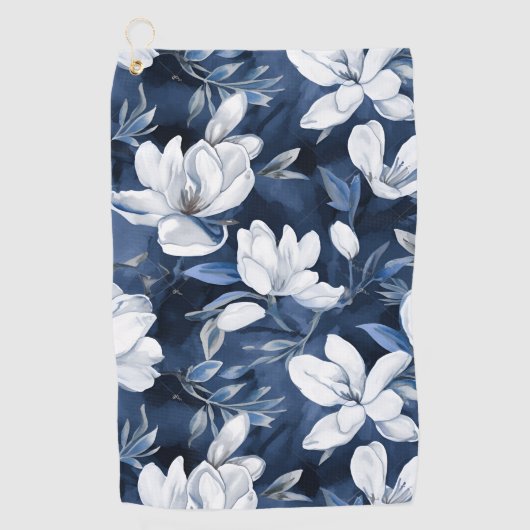 真夜中の背景に白いマグノリア模様 ゴルフタオル (正面)