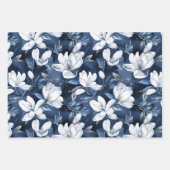 真夜中の背景に白いマグノリア模様 ラッピングペーパーシート (正面)