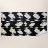 真夜中の花：白いサボテンの花（黒） ビーチタオル (正面)