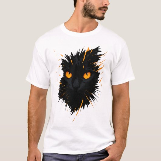 真夜中の視線 - 目が燃える黒猫アート Tシャツ (正面)