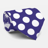 真夜中の青および白い水玉模様のタイ ネクタイ (ロール)