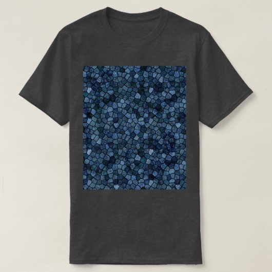 真夜中の青の四角い鱗状の模様 Tシャツ (デザイン正面)