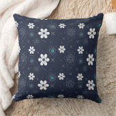 真夜冬の花の枕 クッション (ブランケット)