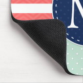 真新しい水玉模様パターン珊瑚の濃紺のモノグラム マウスパッド (コーナー)